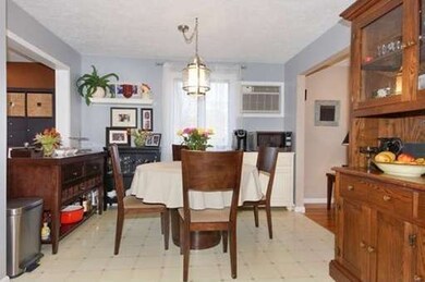 48 Bumble Bee Cir, Shrewsbury, MA 01545 - photo 5