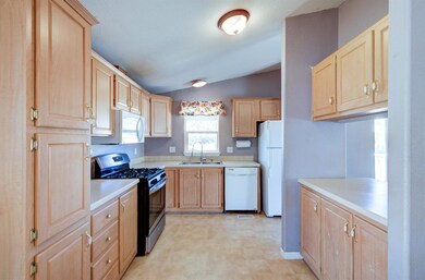 32748 Indian Guide Rd, Yokuts Valley, CA 93675 - photo 7