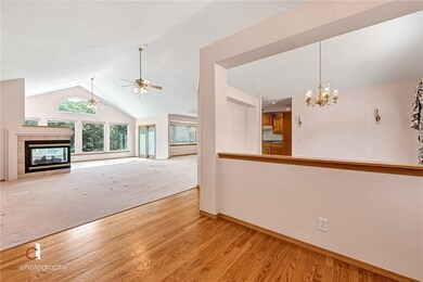 17 Grier Dr, Bella Vista, AR 72715 - photo 2