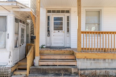 427 Fourth St, Shenandoah, VA 22849 - photo 3