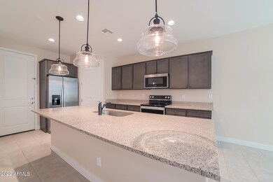 005-photo-kitchen-11373889