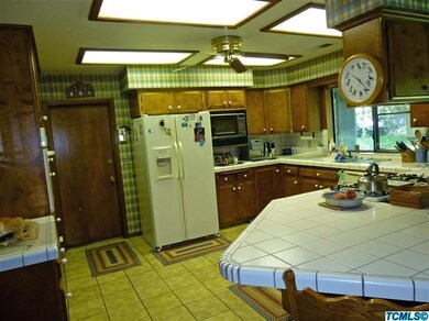 477 Ruma Rancho Ct, Porterville, CA 93257 - photo 6