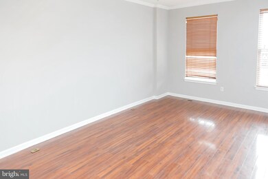 822 Lowe Rd, Middle River, MD 21220 - photo 7