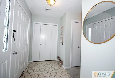 593 Tilton Way unit 593A, Monroe Township, NJ 08831 - photo 3