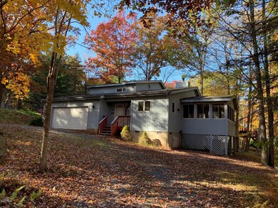 801 Round up Ct, Hawley, PA 18428 - photo 4