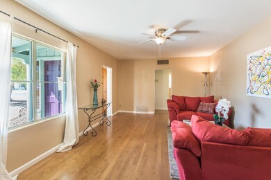 1624 W Earll-4
