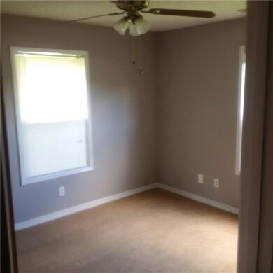 2110 S Emma Ave, Fayetteville, AR 72701 - photo 5