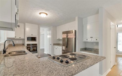 3721 Chiltern Ct, Lithonia, GA 30038 - photo 4