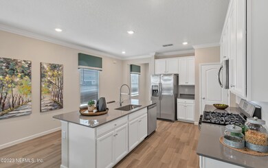 513 Lake Sinclair St, Saint Augustine, FL 32084 - photo 3