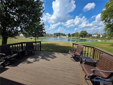 1464 Misty Oaks Dr, Findlay, OH 45840 - photo 2