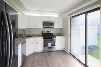 173 Chippenham Ct, Piscataway, NJ 08854 - photo 2