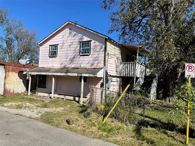 1908 Athos St, Houston, TX 77012 - photo 6