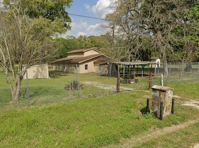 18357 Pickering Rd, Conroe, TX 77302 - photo 4