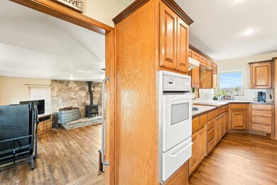 4601 Agnes Cir, Springtown, TX 76082 - photo 7