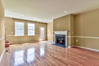 04-Living Room