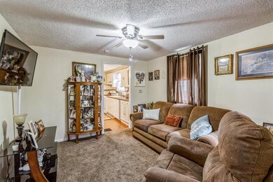 2314 Lyon St, Des Moines, IA 50317 - photo 3