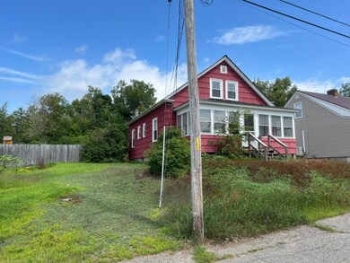 14 Garden St, Millinocket, ME 04462 - photo 4