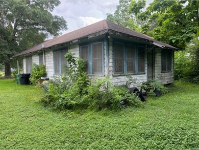 962 Wall St, Houston, TX 77088 - photo 3