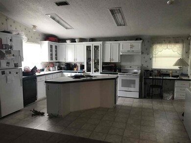 33 Springwood Blvd, Crawfordville, FL 32327 - photo 2