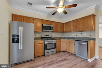 46 Sassafras Ct, North Brunswick, NJ 08902 - photo 3