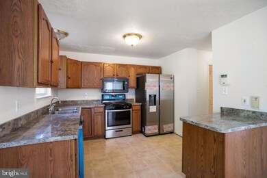 7029 Heather Dr, Bryans Road, MD 20616 - photo 3