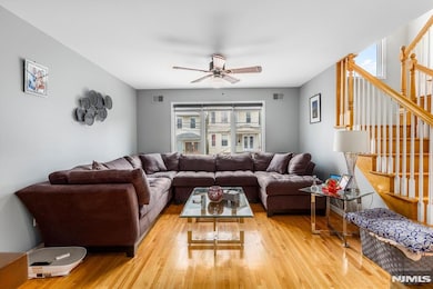 129 Tappan St, Kearny, NJ 07032 - photo 5