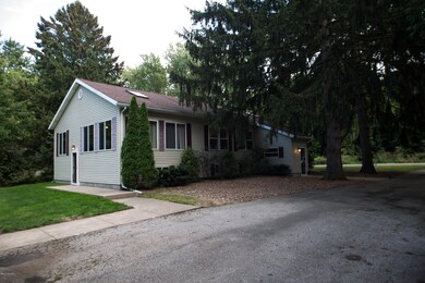 8873 Elm Valley Rd, Three Oaks, MI 49128 - photo 3