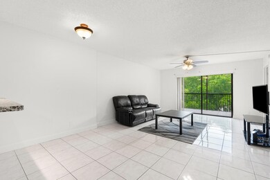 Living room 1
