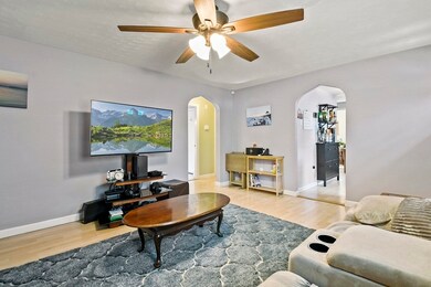 64 Leeds St, Worcester, MA 01606 - photo 4