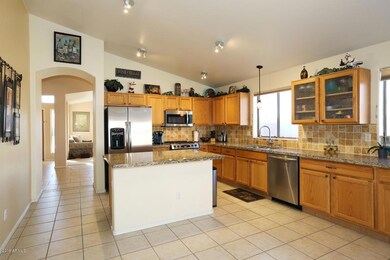 5-Kitchen2