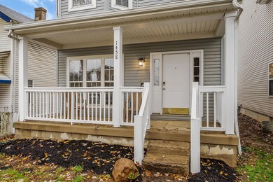 3-web-or-mls-1458 Gibbard Ave-103
