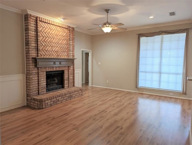 2748 Crystal Glenn Cir, Hurst, TX 76054 - photo 6