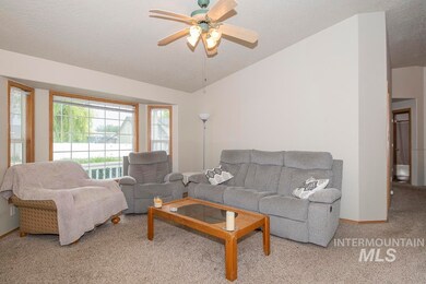 2524 S Canyon St, Nampa, ID 83686 - photo 5