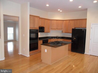 22004 Avonworth Square, Broadlands, VA 20148 - photo 2