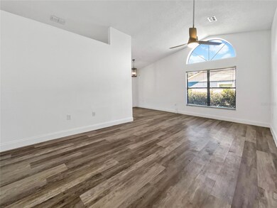 3527 65th Avenue Cir E, Sarasota, FL 34243 - photo 3