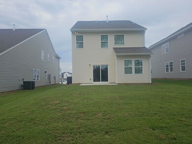 658 Count Fleet Ct unit B33, Graniteville, SC 29829 - photo 3