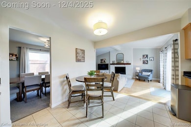 44273 Richmond Ct, Canton, MI 48187 - photo 3