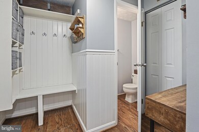 1585 Stowe Ct, Reston, VA 20194 - photo 6