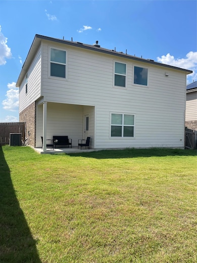 109 Seminole Dr, San Marcos, TX 78666 - photo 2