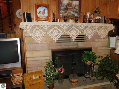 2505 Spruce St, East Tawas, MI 48730 - photo 4