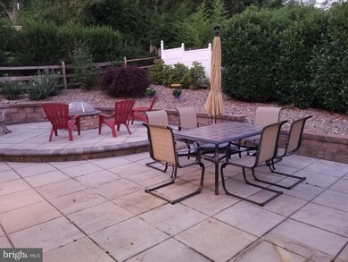 12214 Mackell Ln, Bowie, MD 20715 - photo 4