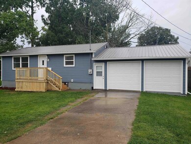 205 E 14th St, Auburn, IN 46706 - photo 2