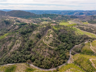 46121 Avenue Tierra, Temecula, CA 92590 - photo 2