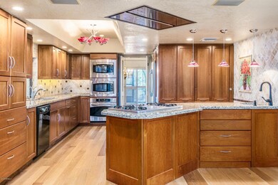 8426 N 15th Dr, Phoenix, AZ 85021 - photo 6