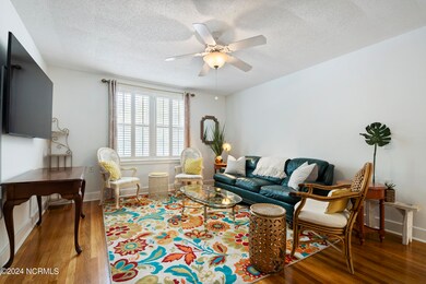 2940 Oleander Dr unit 1, Wilmington, NC 28403 - photo 6