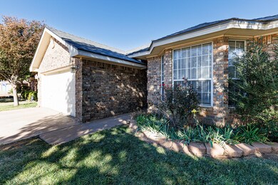 414 Sooner St, Wolfforth, TX 79382 - photo 4