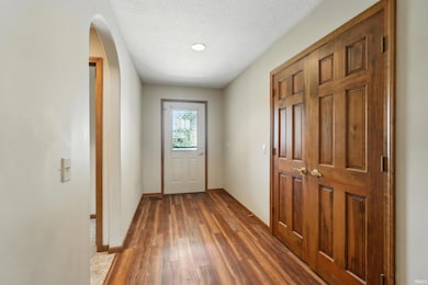 5819 Inverlith Cir, Fort Wayne, IN 46814 - photo 3