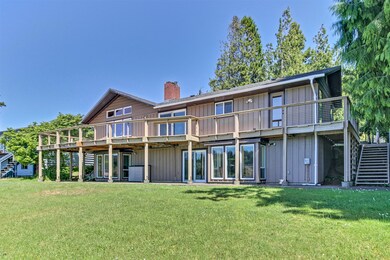 Wrap Around Deck