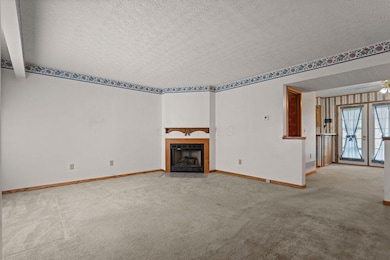 1324 Brookview Cir, Pickerington, OH 43147 - photo 4