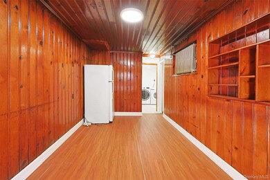 8010 165th St, Jamaica, NY 11432 - photo 5